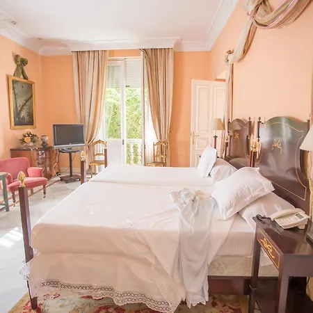 Hotel De La Palmera 4*