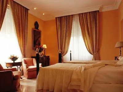 De La Palmera Hotel