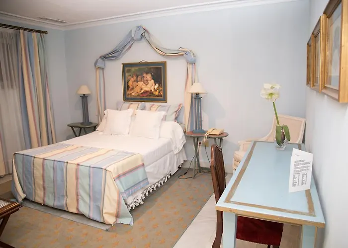 Hotel De La Palmera