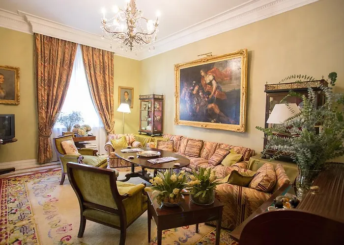 Hotel De La Palmera 4*